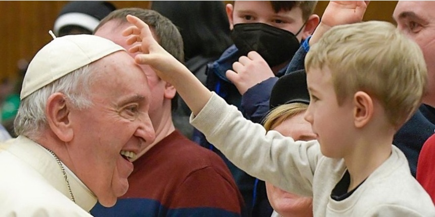 FAZ: &bdquo;Spricht hier etwa die Angst, Burke k&ouml;nnte der n&auml;chste Papst werden?&ldquo;